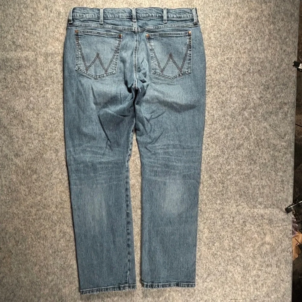 Wrangler Slim Straight Jeans Mens Blue Denim Size 38x32 Cowboy Western Rodeo vtg